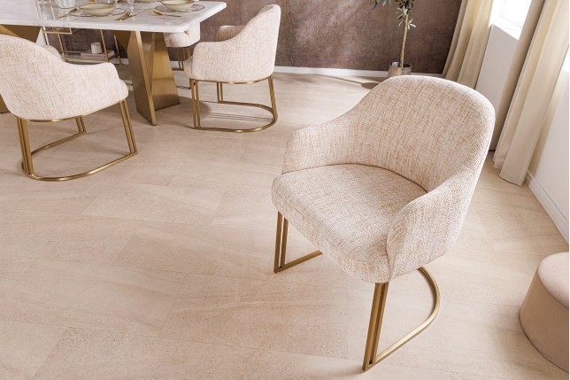 Chaise EXTRAVAGANCIA beige chenille accoudoirs champagne