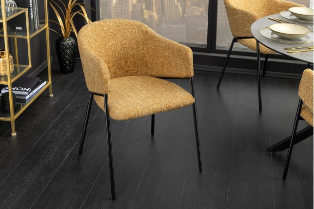 Chaise NOBLESSE accoudoirs jaune moutarde pieds noirs