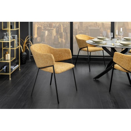 Chaise NOBLESSE accoudoirs jaune moutarde pieds noirs