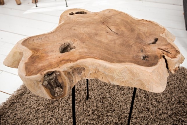Table d'appoint en bois massif style rustique