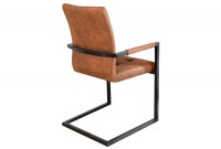 Chaise accoudoir cantilever capitonnées coloris Oxford  cognac