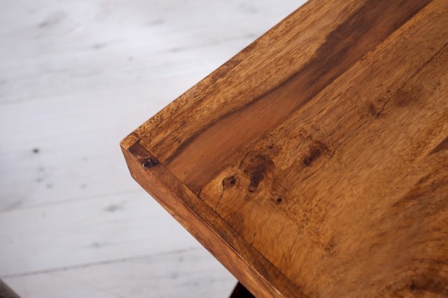 Table d'appoint design Z en bois massif
