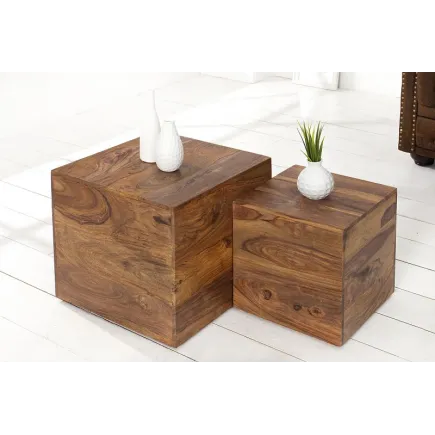 Table d'appoint en bois massif design carré 2