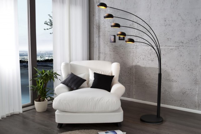 Lampadaire sur pied design arc 5 boules en métal teinté noir et doré