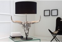 Lampe à poser design crâne de taureau coloris argenté et noir