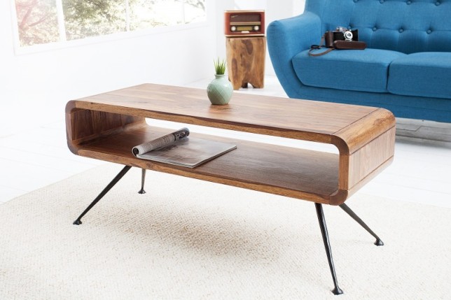 Table basse design rétro de 100cm coloris naturel en bois massif sheesham avec une niche