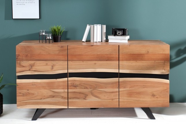 Bahut moderne de couleur naturel et noir en bois massif et en métal