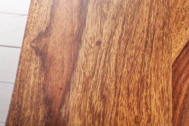 Table basse en bois massif design scandinave
