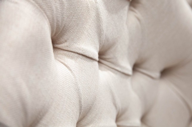 Chaise de table à manger en velours coloris beige